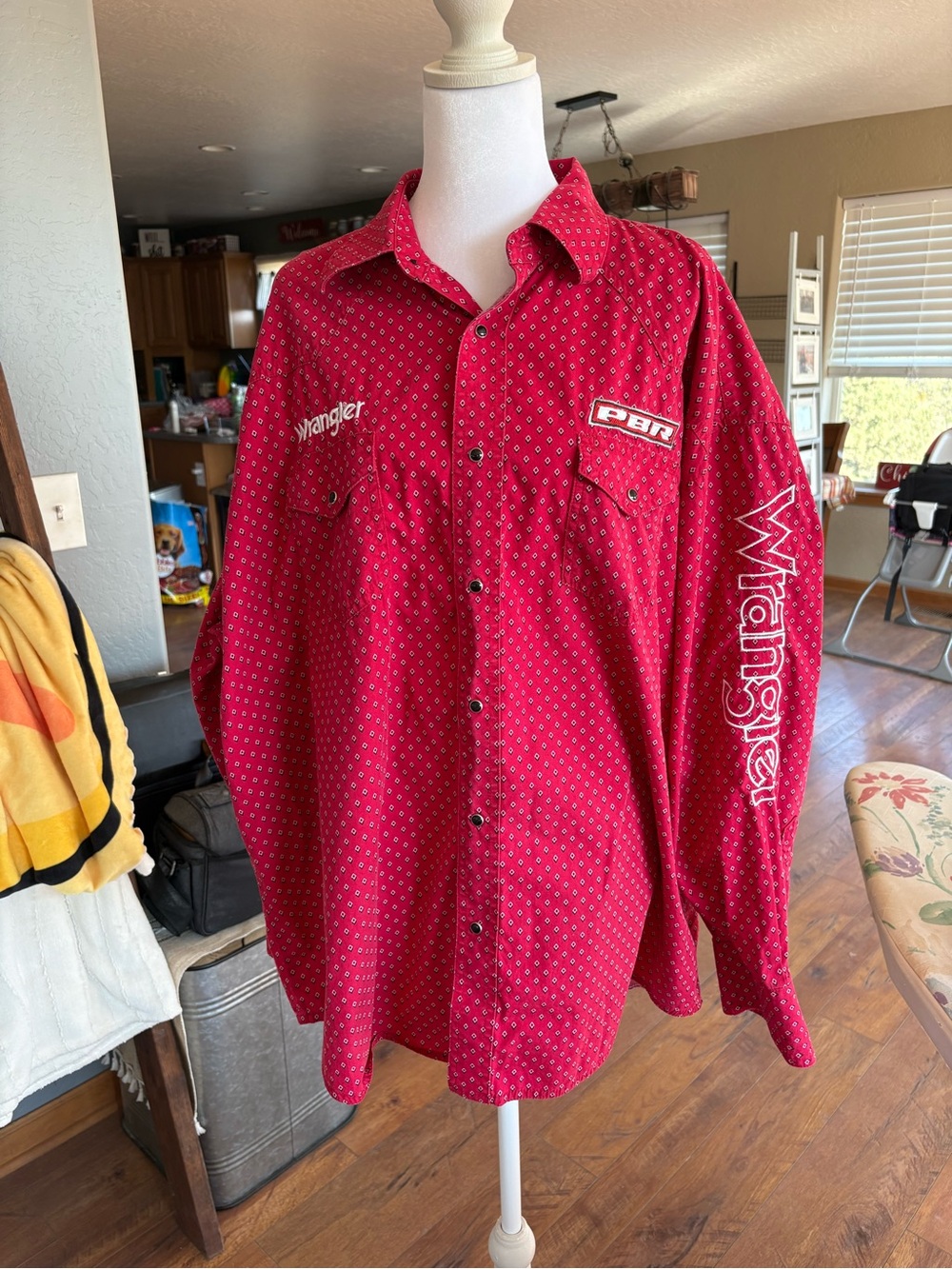 Wrangler PBR Red Snap-Front Western Logo Shirt w/Diamond accents